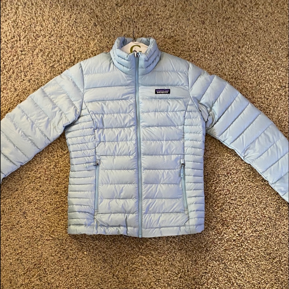 Women’s Jacket - Picture 2 of 4